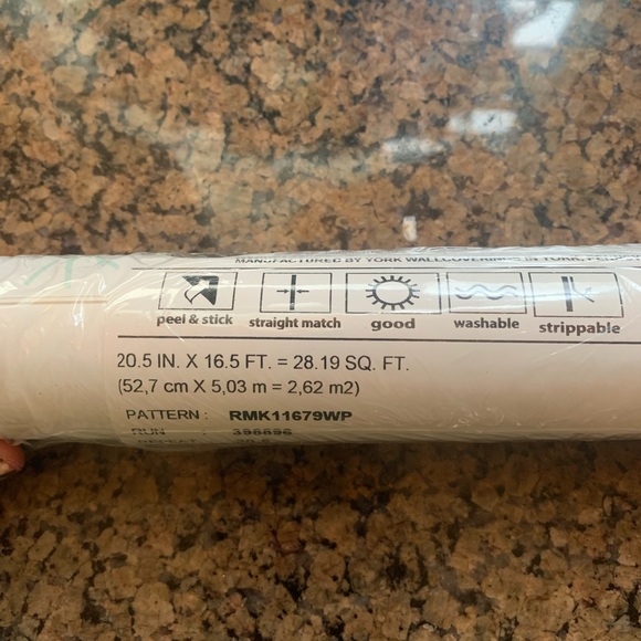 Peel and stick twig wallpaper - Picture 4 of 5